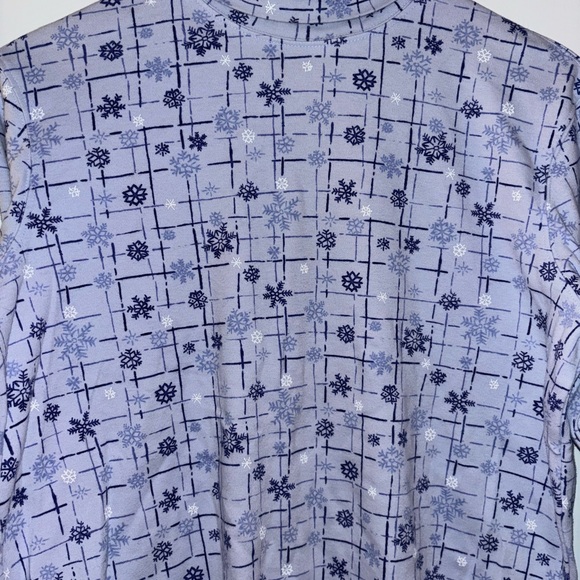 Vintage Classic Elements Snowflake Turtleneck - Picture 2 of 6